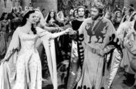 Die Ritter der Tafelrunde – Königin Guinevere (Ava Gardner) und König Artus (Mel Ferrer) beim Tanz