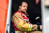 Feuerwehrfrauen – Portrait Rolle Rainer Uhlsteen (Merlin Sandmeyer)