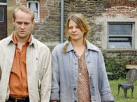 Emmas Glück – Als sie sich näher kommen, muss Max (Jürgen Vogel) Emma (Jördis Triebel) die Wahrheit über seine Krankheit sagen.