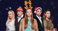 Das Fest der Liebe – Titelmotiv Presseheft - V. li. n. re.: Jaqueline Hell (Luise von Finckh), Mario Meurer (Charly Hübner), Simone Streuble (Lena Klenke), Alexander Streuble (Oliver Wnuk) und Dorothee Streuble (Andrea Sawatzki)