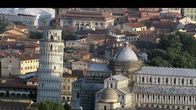 Ein Tag in Italien – Blick auf den Schiefen Turm von Pisa, das wohl bekannteste geneigte Gebäude der Welt und Wahrzeichen der Stadt Pisa