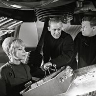 Raumpatrouille Orion – (v.l.n.r.) Tamara Jagellovsk (Eva Pflug); Hasso Sigbjoernson (Claus Holm); Mario de Monti (Wolfgang Völz)