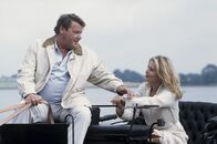 Der Landarzt – Frau Schickel (Karin Thaler, r.) genießt es, mit Dr. Teschner (Walter Plathe, l.) in der Kutsche zu fahren.