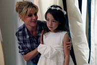 Modern Family – L-R: Claire Dunphy (Julie Bowen), Lily Tucker-Pritchett (Aubrey Anderson-Emmons)