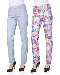 Judith Williams Fashion – Wie praktisch ist das denn: Mit dieser Wendehose bekommen Sie 2 Hosen zum Preis von einer! Die eine Seite der Hose ist uni-hellblau, die andere Seite verzaubert durch einen hübschen Allover-Blumendruck.