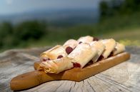 Zu Tisch ... – Ein leichtes Sommergericht: Himbeerstrudel