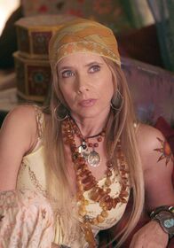 Malcolm mittendrin – Anita (Rosanna Arquette).
