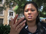 Abgründe - Unfassbare Verbrechen – A school bully bleeding after a fight with Felicia Ruiz.