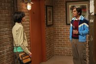 The Big Bang Theory – Auf Lucy (Kate Micucci, l.) und Raj (Kunal Nayyar, r.) wartet ein ganz besonderes Date ...
