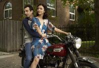 Man Seeking Woman – Josh Greenberg (Jay Baruchel, l.); Lucy (Katie Findlay, r.)