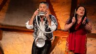 Comedy Scheune – v.l.n.r: Marcus Neuweiler und Birgit Pfeiffer (Die Gscheidles)