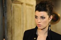 Anna und die Liebe – Carla (Sarah Mühlhause) verspricht Steve zu helfen, fordert aber von ihm, Paule in Ruhe zu lassen ...