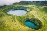 Faszination Erde – Kameruns Landschaften sind vielfältig und wirken wie Kulissen in Fantasyfilmen. Unter den "Twin Lakes", den Zwillingsseen, jedoch brodelt eine geheimnisvolle Gefahr.