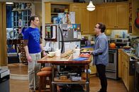 The Big Bang Theory – Jim Parsons als Sheldon Cooper (l.) und Johnny Galecki als Leonard Hofstadter (r.)