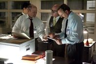Mayday - Alarm im Cockpit – RE-ENACTMENT STILL: Investigator Caj Frostell (Robert B. Kennedy) at right, reviews files with a collaborator. (Photo Credit: