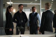 Limitless – v.r.) versuchen alles, um dies herauszufinden ...