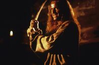 Highlander III - Die Legende – Nachdem seine geliebte Frau Heather starb, verließ der Highlander Connor MacLeod (Christopher Lambert) Schottland. Seine Reise führt in bis nach Japan, wo er auf den Zauberer Nakano trifft, der nicht nur unsterblich ist, sondern auch mächtige Illusionen hervorrufen kann.