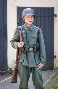 Der Krieg und ich – Der 15-jährige Walter (Elias Eisold) ist überzeugt, dass er und seine Freunde die Amerikaner aufhalten werden.