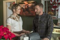 Perfect Harmony – Ginny (Anna Camp, l.); Wayne (Will Greenberg, r.)