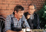 Das Traumpaar – Günther (Wolfgang Winkler, li.) und Erwin (Jaecki Schwarz) kriegen sich wegen jeder Kleinigkeit in die Wolle...