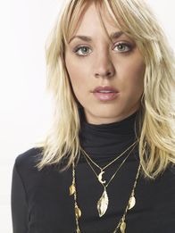 The Big Bang Theory – Penny (Kaley Cuoco), hat zwar keine Ahnung von Physik, doch kennt die Welt da draußen - etwas, was den Physikern vollkommen fremd zu sein scheint