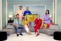SAT.1-Frühstücksfernsehen – (v.l.n.r.) Matthias Killing; Christian Wackert; Alina Merkau; Daniel Boschmann; Karen Heinrichs; Marlene Lufen
