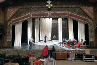 GEO Reportage – Das Ensemble des "Théâtre du Peuple" an der Moselquelle in Bussang bei den Proben zu Shakespeares Sommernachtstraum