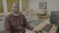 Mythos - Die größten Rätsel der Geschichte – Dr. Christoph Benke untersucht an der Universität Marburg die Auswirkungen psychologischer Mechanismen auf Körper und Geist.