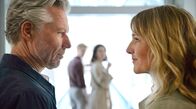 Praxis mit Meerblick – Nora Kaminski (Tanja Wedhorn) und Peer Kaminski (Dirk Borchardt) sind besorgt um ihren Sohn Kai.