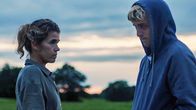 Mein Sohn – Mein Sohn Grundsatzdiskussionen: Anke Engelke als Marlene, Jonas Dassler als Jason Copyright: SRF/Akzente Film & Fernsehproduktion GmbH/Warner Bros. Entertainment GmbH
