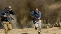 Navy CIS: L.A. – Special Agent Sam Hanna (LL Cool J, l.); Special Agent G. Callen (Chris O'Donnell, r.)