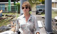 Deadly Tropics – Nach einer Strandparty findet Kommissarin Gaëlle Crivelli (Béatrice de la Boulaye) die Leiche eines Mannes. Schon bald wird sie persönlich in den Mordfall verwickelt.