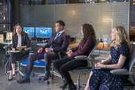 Bull – (v.l.n.r.) Taylor Rentzel (MacKenzie Meehan); Chunk Palmer (Christopher Jackson); Danny James (Jaime Lee Kirchner); Marissa Morgan (Geneva Carr)