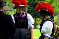 Der Schwarzwald – Traditionelle Schwarzwälder Tracht mit Bollenhut
