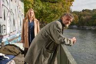 Der Alte – Marie Kolbe (Katja Studt) macht ihrem Ehemann Markus Kolbe (Christian Kerepeszki) schwere Vorwürfe.