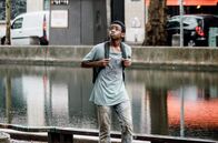 Eden – Amare (Joshua Edoze) irrt durch Paris.