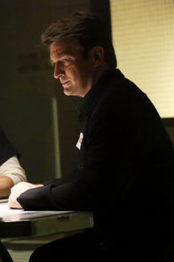 Castle – Auch wenn Castle (Nathan Fillion) auf seine Tochter aktuell nicht gut zu sprechen ist, lässt er sie nicht im Stich ...