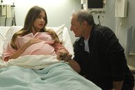 Modern Family – Gloria Delgado-Pritchett (Sofía Vergara), Jay Pritchett (Ed O'Neill)