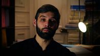 Mörderjagd – Jacques Derieux ist der Anwalt des mutmaßlichen Mörders Robert Coutama.
