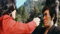 The Street Fighter – v.li.: Yang Gei-Cheun (Chiyoko Kazama), Takuma Tsurugi (Terry) (Shin'ichi Chiba)