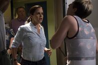Brooklyn Nine-Nine – Melissa Fumero (Amy Santiago), Andy Samberg (Jake Peralta).