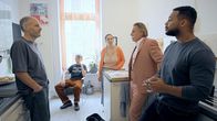 Lenßen übernimmt – Ingo Lenßen (4.v.l.); Ben Handke (5.v.l.)