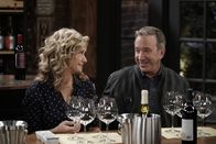 Last Man Standing – Vanessa Baxter (Nancy Travis, l.); Mike Baxter (Tim Allen, r.)