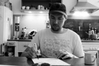 Streetphilosophy – Fremder als irgendein Kerl aus New York, dem Jonas auf Instagram folgt, ist ihm vielleicht einfach der Nachbar, mit dem er noch nie geredet hat.