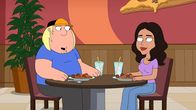 Family Guy – Chris' (l.) heiße neue Freundin Isabella (r.) ist Mexikanerin und wird kurz nach ihrem ersten Date abgeschoben - doch was passiert mit den Zwillingen von Isabella?