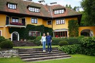 Heimatleuchten – Protagonisten, Anita Kalteis & Helmut Wilhelmstötter, Wirtschafter-Ehepaar des Lindenhofes