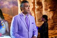 Jane the Virgin – Jaime Camil (Rogelio de la Vega).