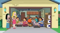 American Dad! – Hayley (l.), Francine (2.v.l.)