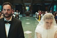 The Climb – The Climb Das Brautpaar erlebt bei ihrer Hochzeit eine Überraschung: Kyle Marvin als Kyle, Gayle Rankin als Marissa
