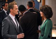 How I Met Your Mother – Während Ted und Marshall auf einem Konzert Drogen konsumieren und dadurch ihr Zeitgefühl verlieren, müssen Barney (Neil Patrick Harris, l.) und Robin (Cobie Smulders, r.) eine Entscheidung treffen, die ihre gemeinsame Zukunft beeinflussen wird ...